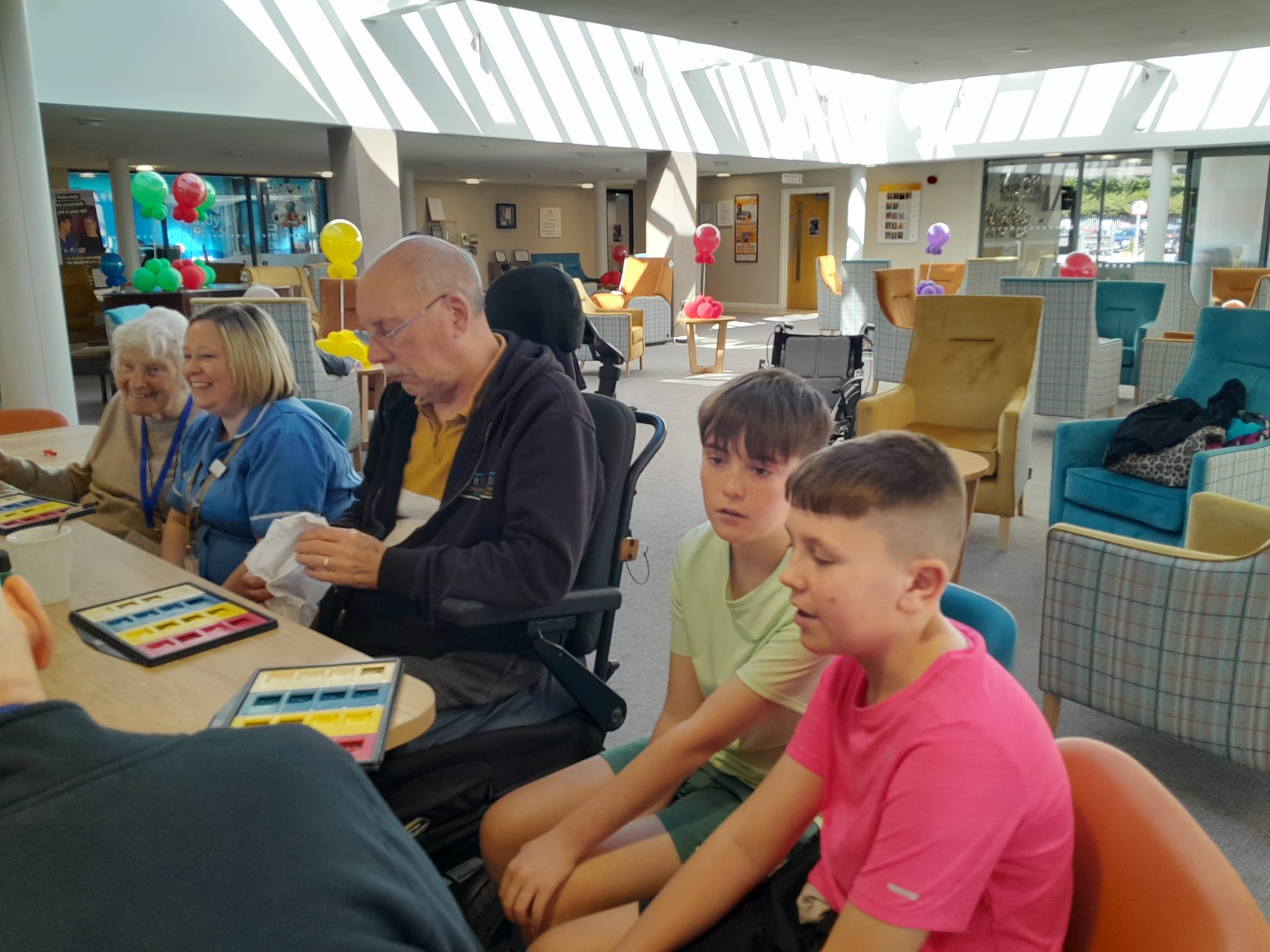 Orchard in the Community in action with a visit to St Andrew’s Hospice.
